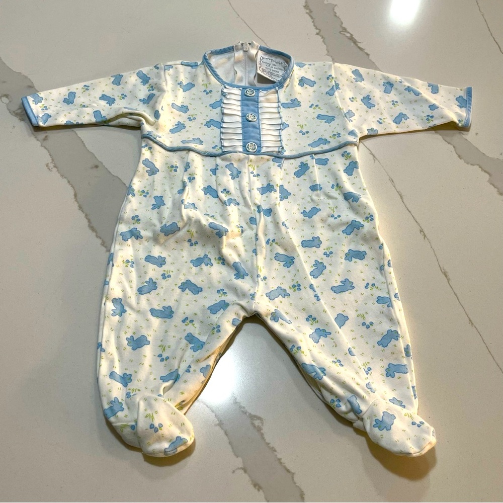 Crème de La Crème baby boy blue sleeper size 0/3 months.
